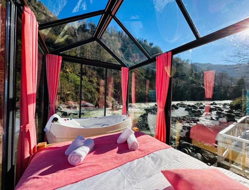 الكوخ الزهري