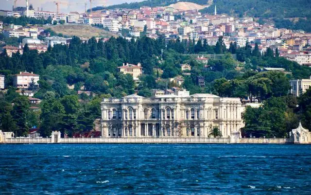 قصر بيلار بيه