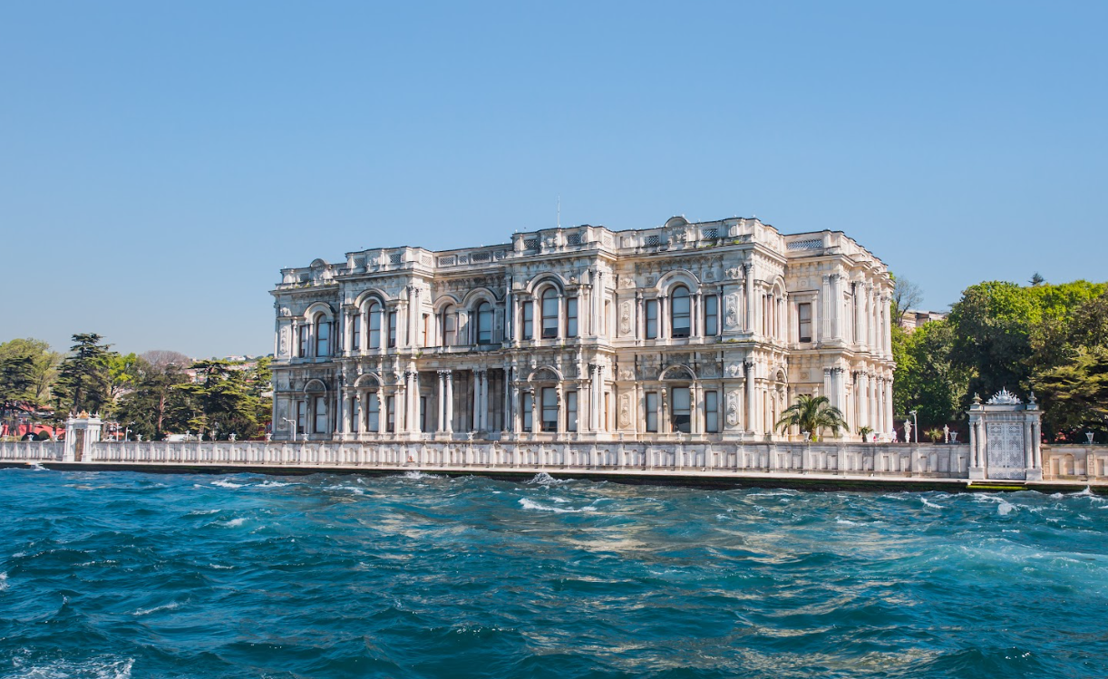 قصر بيلاربيه