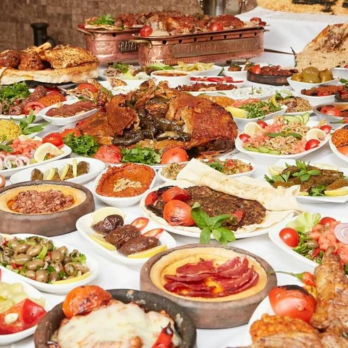 سفرة مميزة في مطعم الشيف بوراك Medeniyetler Sofrası 
