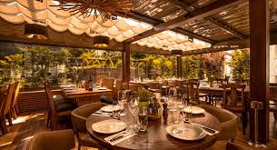 مطعم Nusr-Et Steakhouse افضل مطاعم اسطنبول